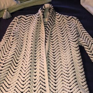 Gorgeous boutique POL  Chevron Patterned Black and White Women's knit Cardigan M